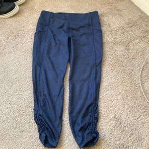 Zyia Metálic active leggings size 8-10